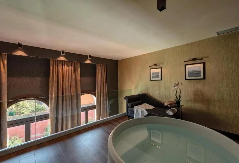 Suite con Idromassaggio, Palazzo Veneziano   Venice Collection