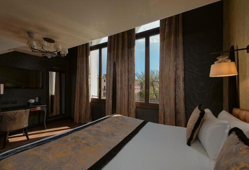 Suite con Idromassaggio, Palazzo Veneziano   Venice Collection