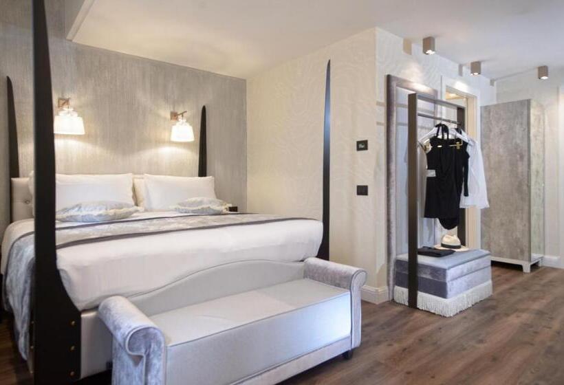 Suite con Idromassaggio, Palazzo Veneziano   Venice Collection