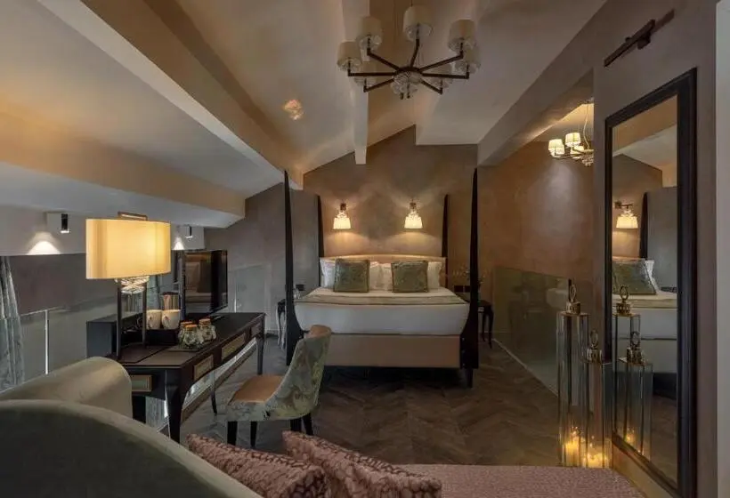 Suite Deluxe, Palazzo Veneziano   Venice Collection