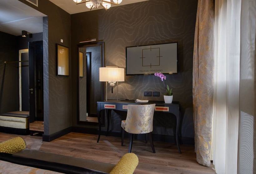 Camera Superiore, Palazzo Veneziano   Venice Collection