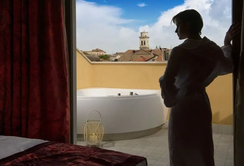 Camera Standard con Vista, Palazzo Veneziano   Venice Collection