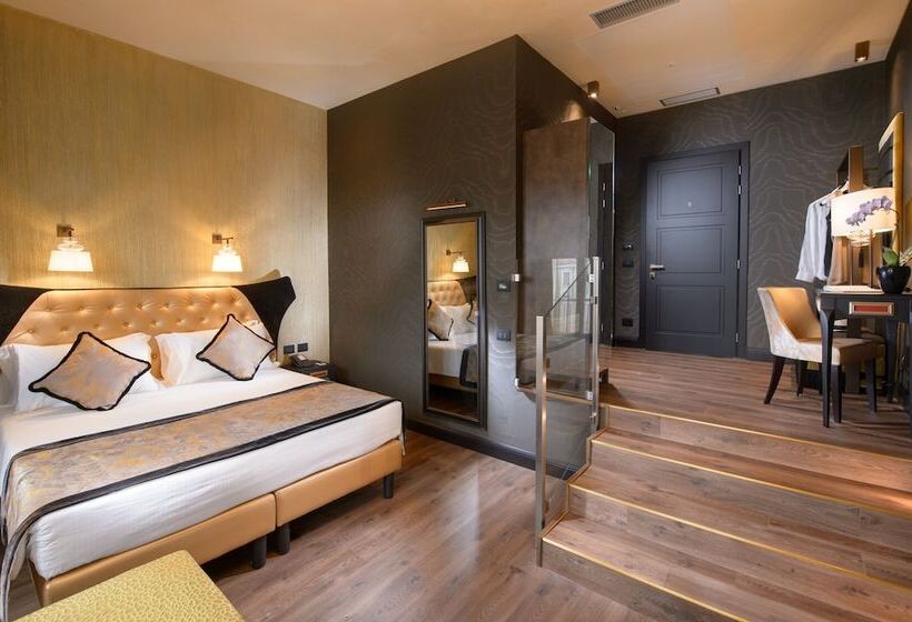 Camera Deluxe, Palazzo Veneziano   Venice Collection