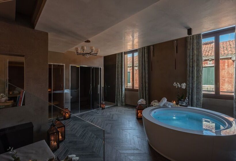 Suite Deluxe, Palazzo Veneziano   Venice Collection