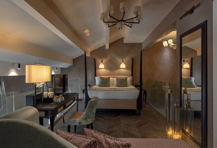 Suite Deluxe, Palazzo Veneziano   Venice Collection