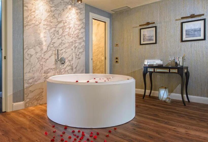 Suite con Idromassaggio, Palazzo Veneziano   Venice Collection