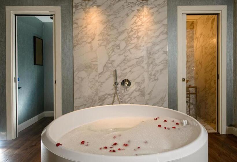 Suite con Idromassaggio, Palazzo Veneziano   Venice Collection