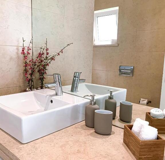 标准间带游泳池, Casa Branca