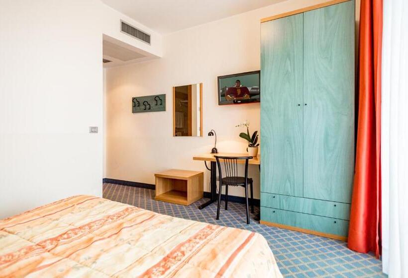 חדר סטנדרט, San Vito