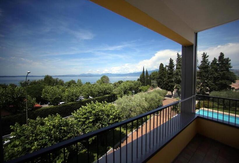 חדר סטנדרט נוף לאגם, San Vito