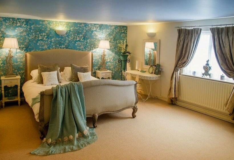 غرفة قياسية, The Queens Head