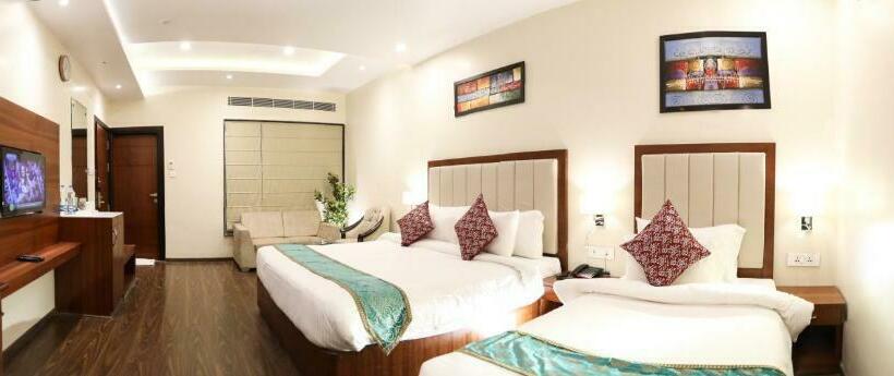 패밀리 룸, Tridev