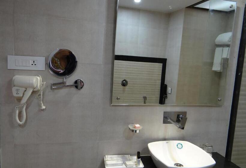 디럭스 룸, Tridev