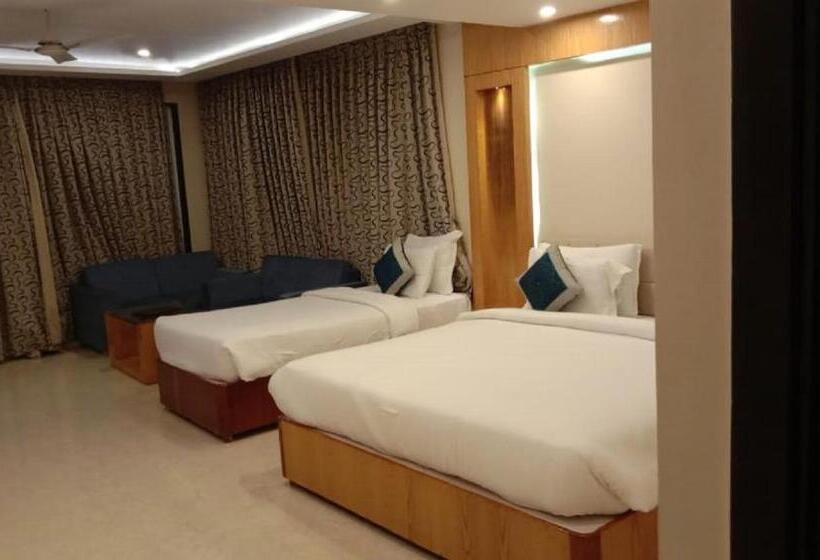 패밀리 스위트, Tridev