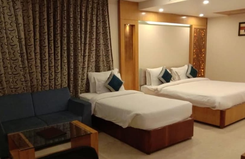 패밀리 스위트, Tridev