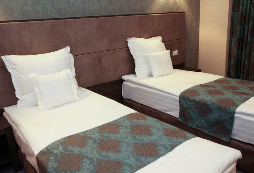 标准间, Victoria Bulevard