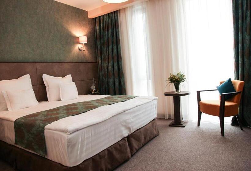 标准间, Victoria Bulevard