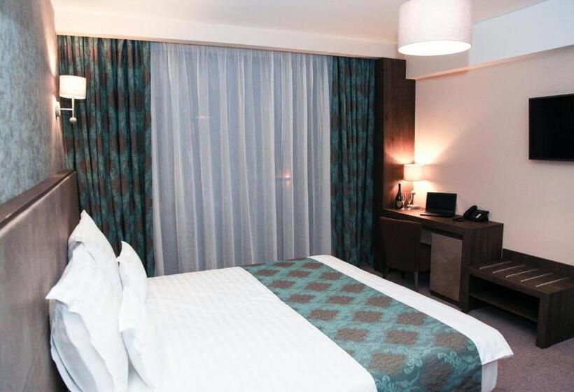 标准间, Victoria Bulevard