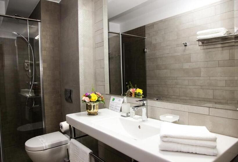 高级大房间, Victoria Bulevard