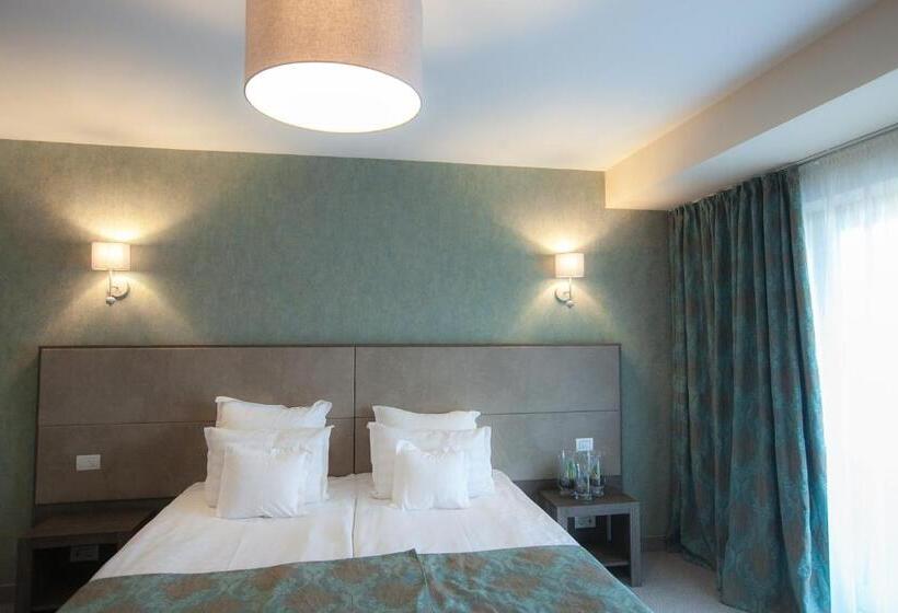 标准间, Victoria Bulevard