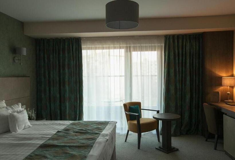 标准间, Victoria Bulevard