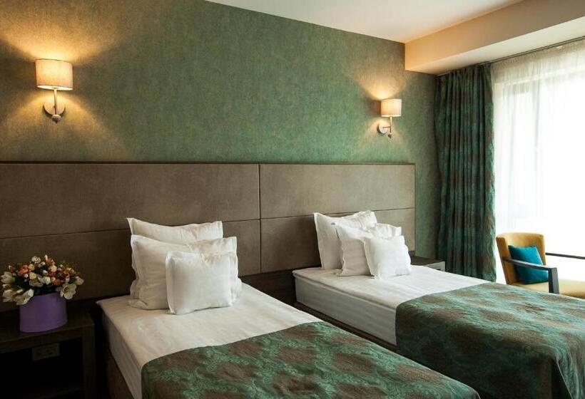 标准间, Victoria Bulevard