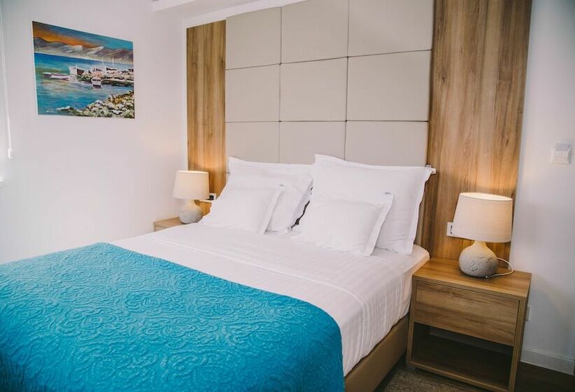 디럭스 룸 도시 전망, Ibella Luxury Rooms