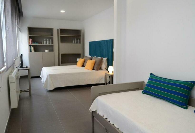 Quarto Familiar, Lab Hostel Nazare