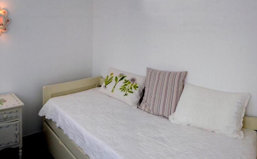Семейный Номер, Lab Hostel Nazare