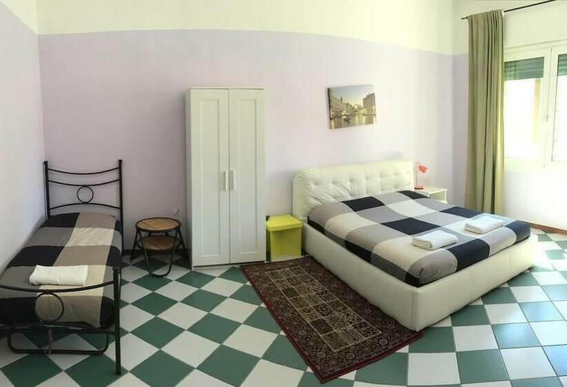 트리플 클래식 룸, Nightstars B&b