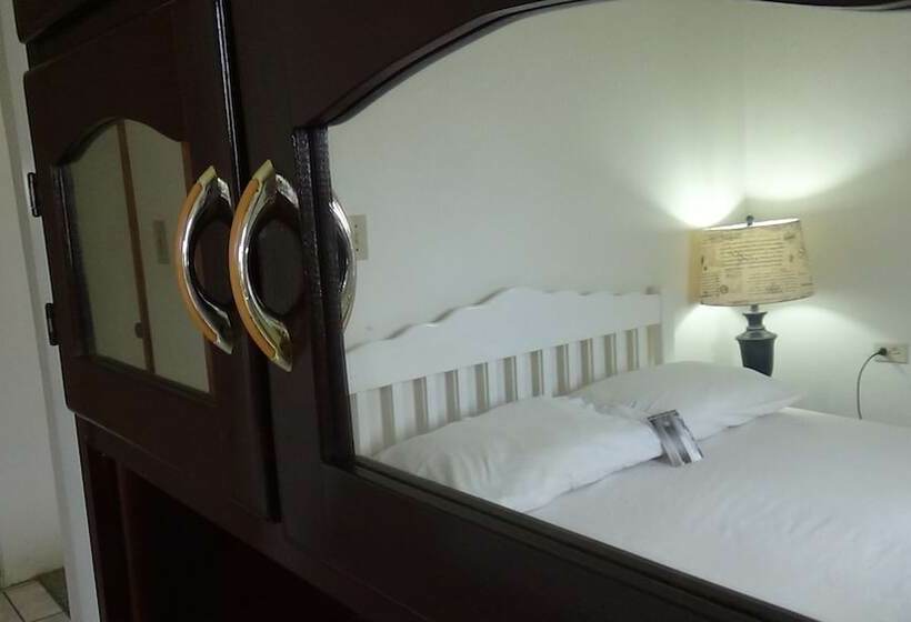 דירת חדר, Hacienda Tropical Guest House