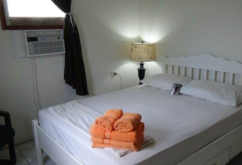 דירת חדר, Hacienda Tropical Guest House
