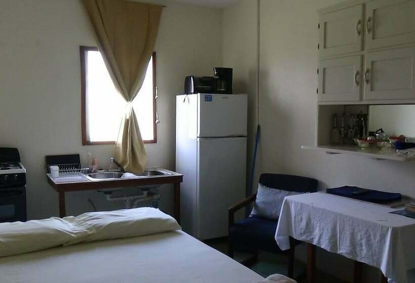 דירת חדר, Hacienda Tropical Guest House