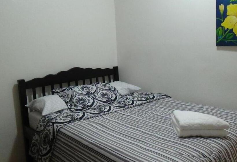 דירת חדר בקומת קרקע, Hacienda Tropical Guest House