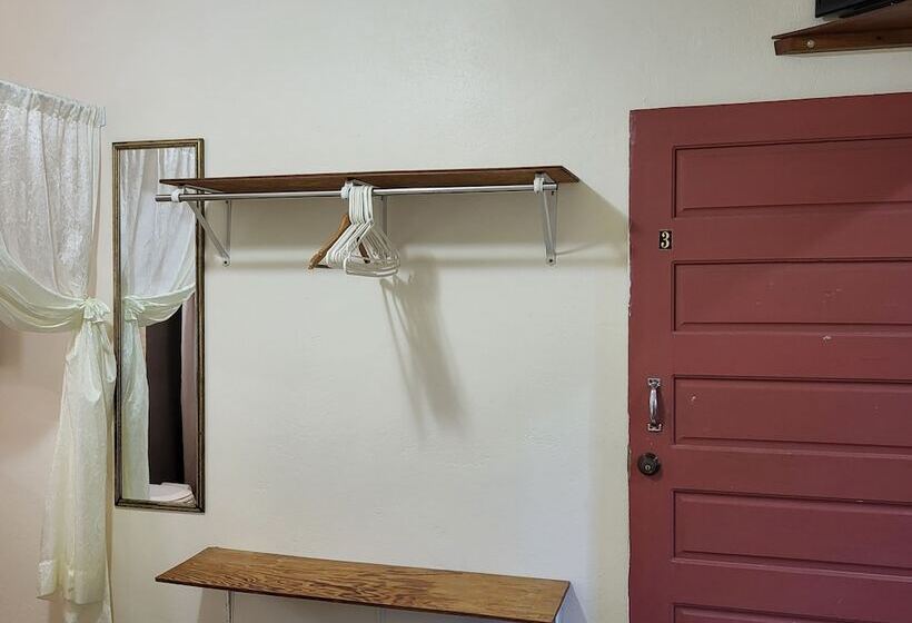 דירת חדר בקומת קרקע, Hacienda Tropical Guest House