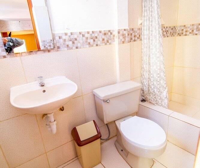 חדר משפחתי, Sosa House