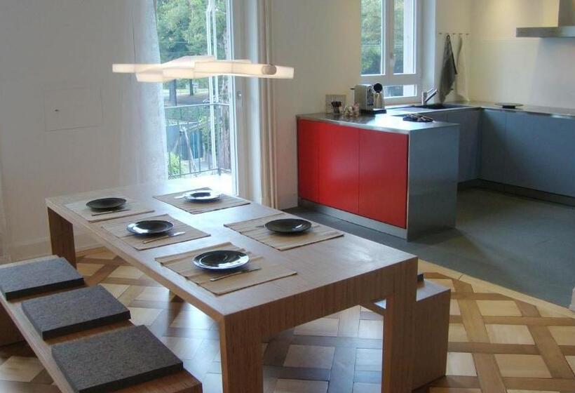 غرفة قياسية حمام مشترك, B&b Laupenring, Basel