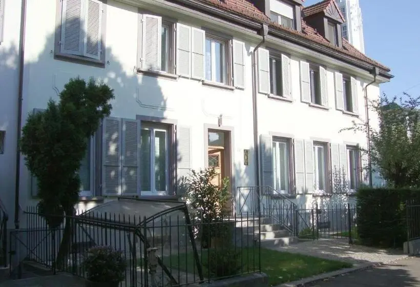 Standard-huone Jaettu Kylpyhuone, B&b Laupenring, Basel