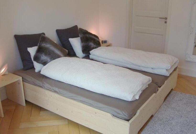 غرفة قياسية حمام مشترك, B&b Laupenring, Basel