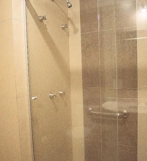 Standard Kolmen Hengen Huone, Balneário