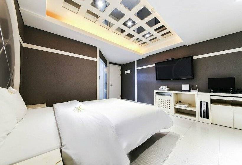 חדר דלוקס, Bundang Regency