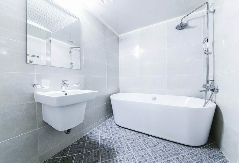 חדר דלוקס, Bundang Regency