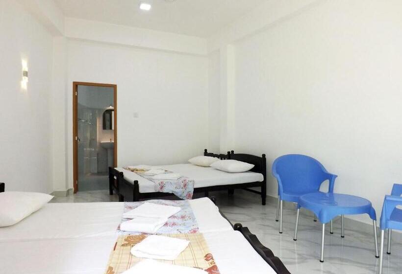 Четырехместный Номер Стандарт, Diana