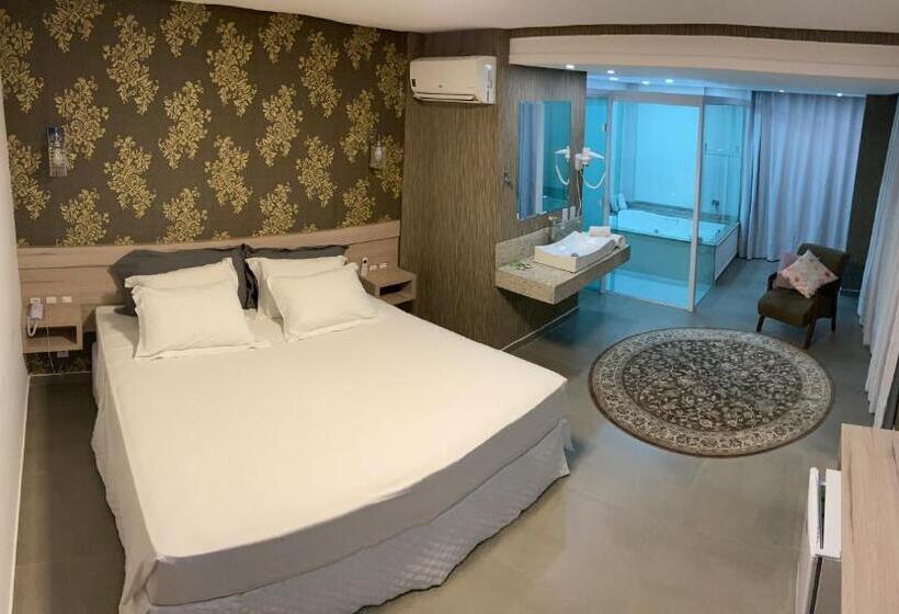 اتاق لوکس با تخت بزرگ, E Pousada Manguinho