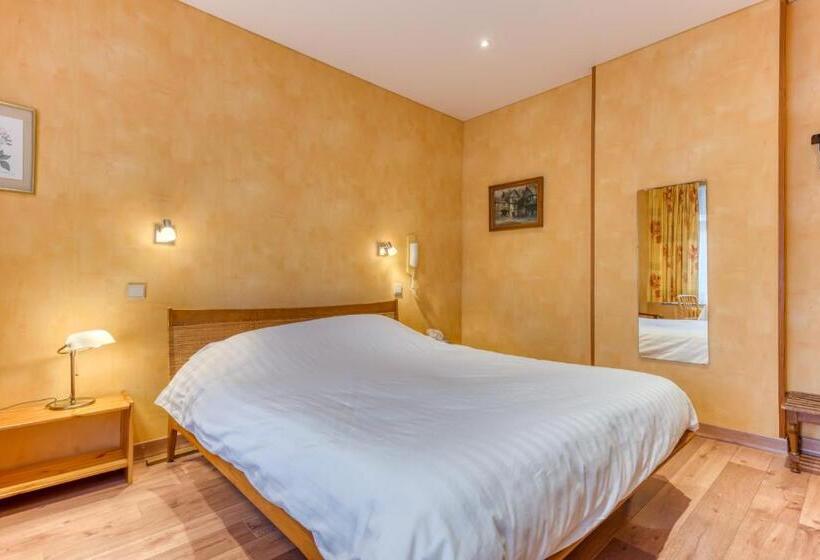 Номер Стандарт, Hôtel Le Cor De Chasse