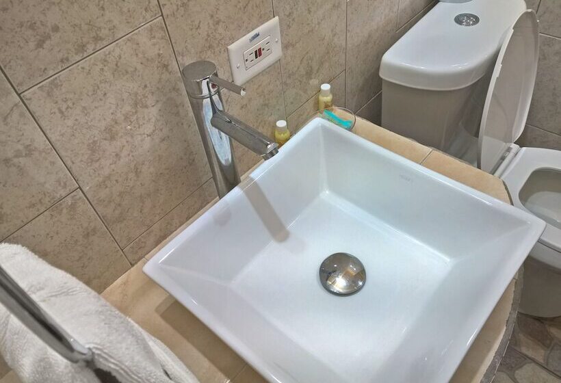 חדר דלוקס, Maya Bella Downtown