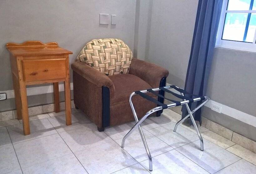 חדר דלוקס, Maya Bella Downtown