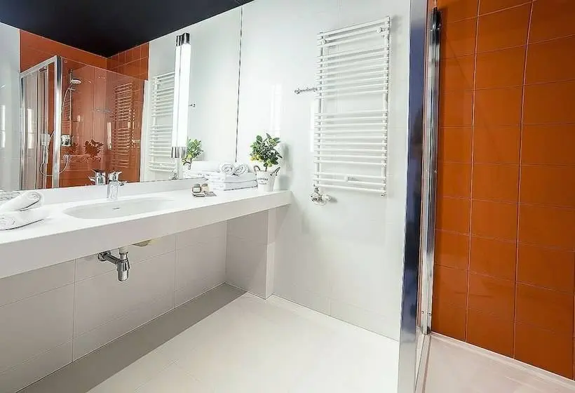 Standard-huone, Metropolitan
