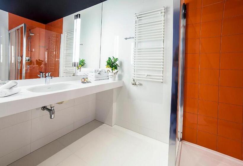 اتاق استاندارد, Metropolitan