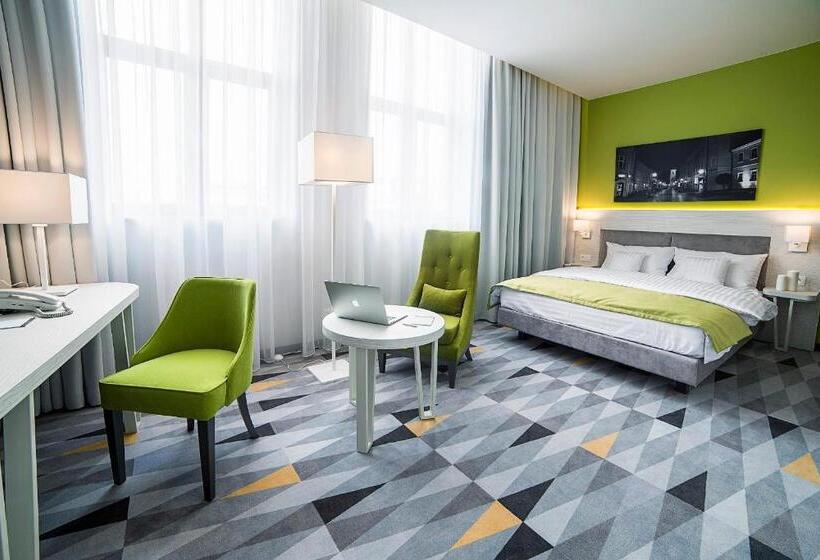 آپارتمان 1 خوابه, Metropolitan